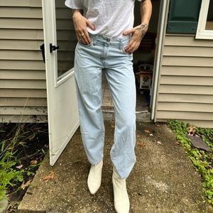 Levi’s Baggy Dad Jean